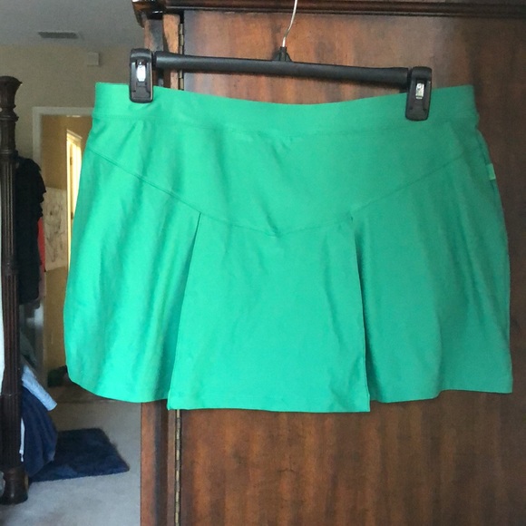 nike green skort